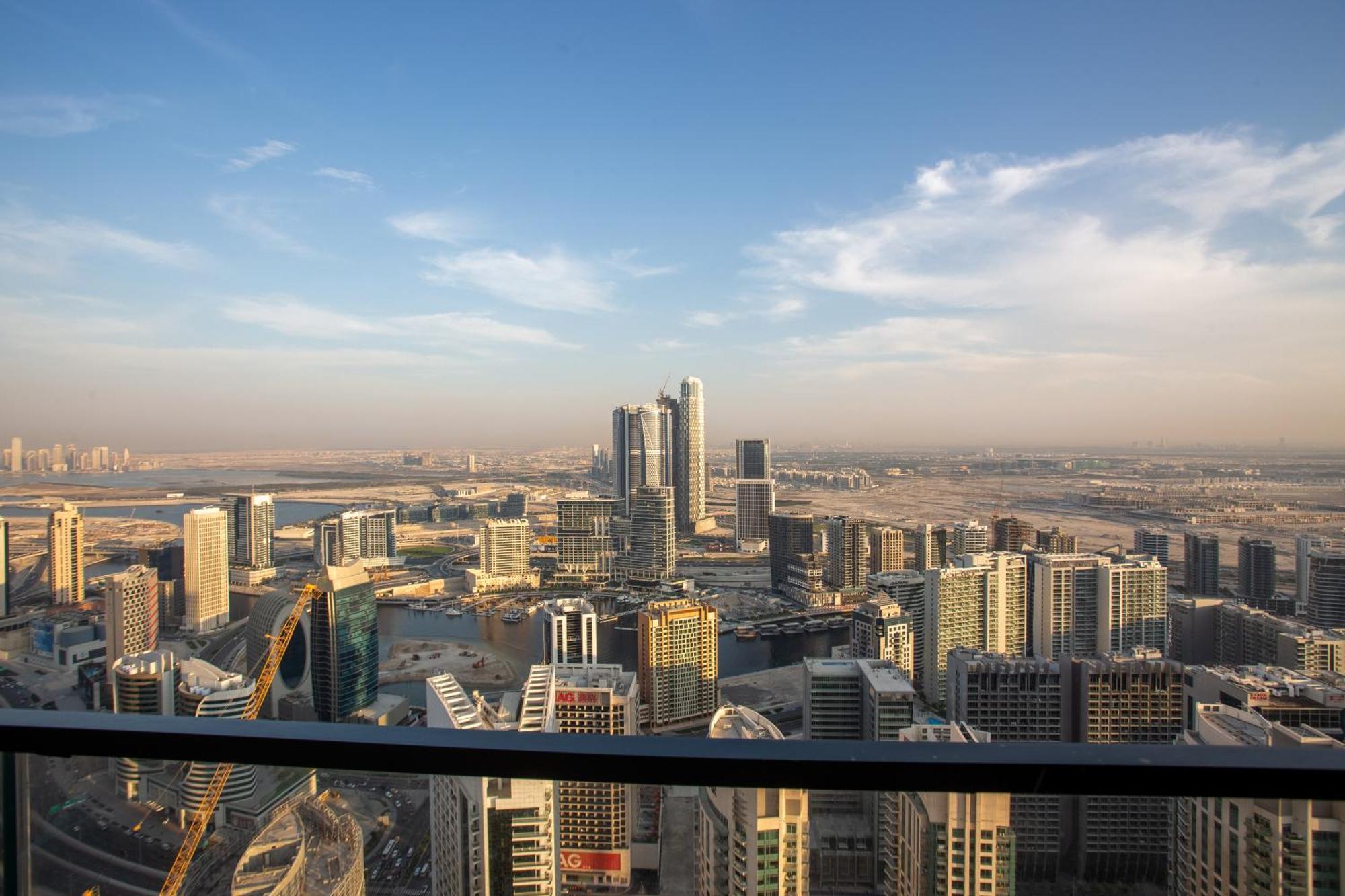 Prime Downtown Location 2br Burj Royale * Dubai